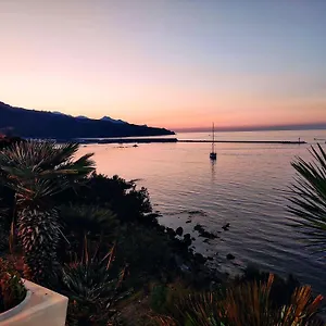 Pensión Le Della Campana, Castellammare del Golfo